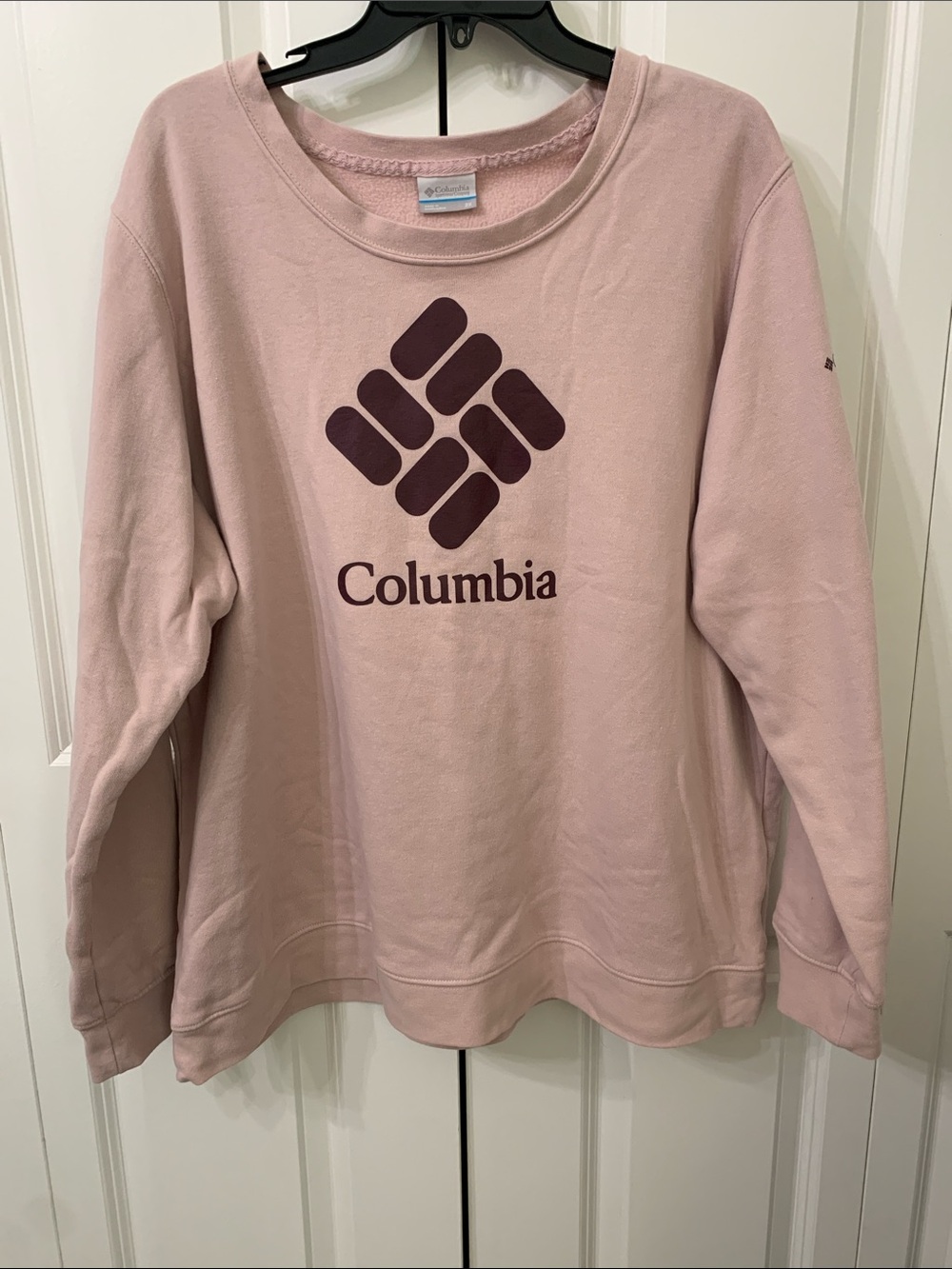 Columbia Women's Light Pink Crewneck Sweatshirt with Dark Rose Logo